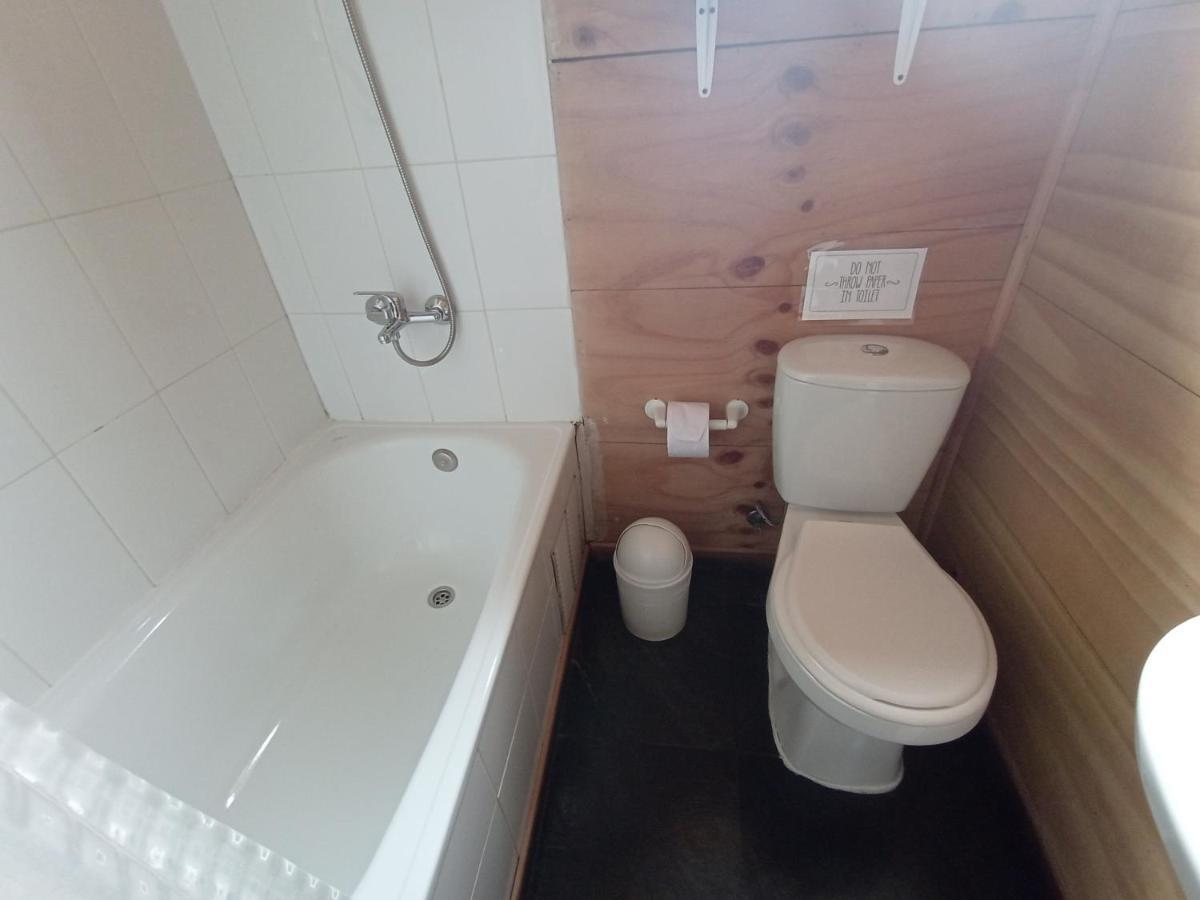 קסטרו Hostal Palafito Waiwen מראה חיצוני תמונה